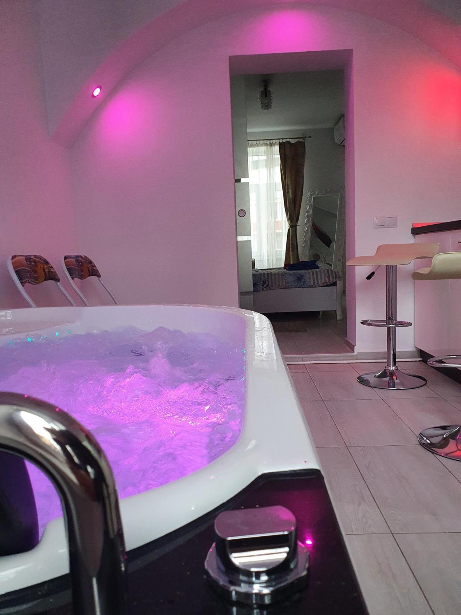 시비우 White House & Jacuzzi 아파트 외부 사진